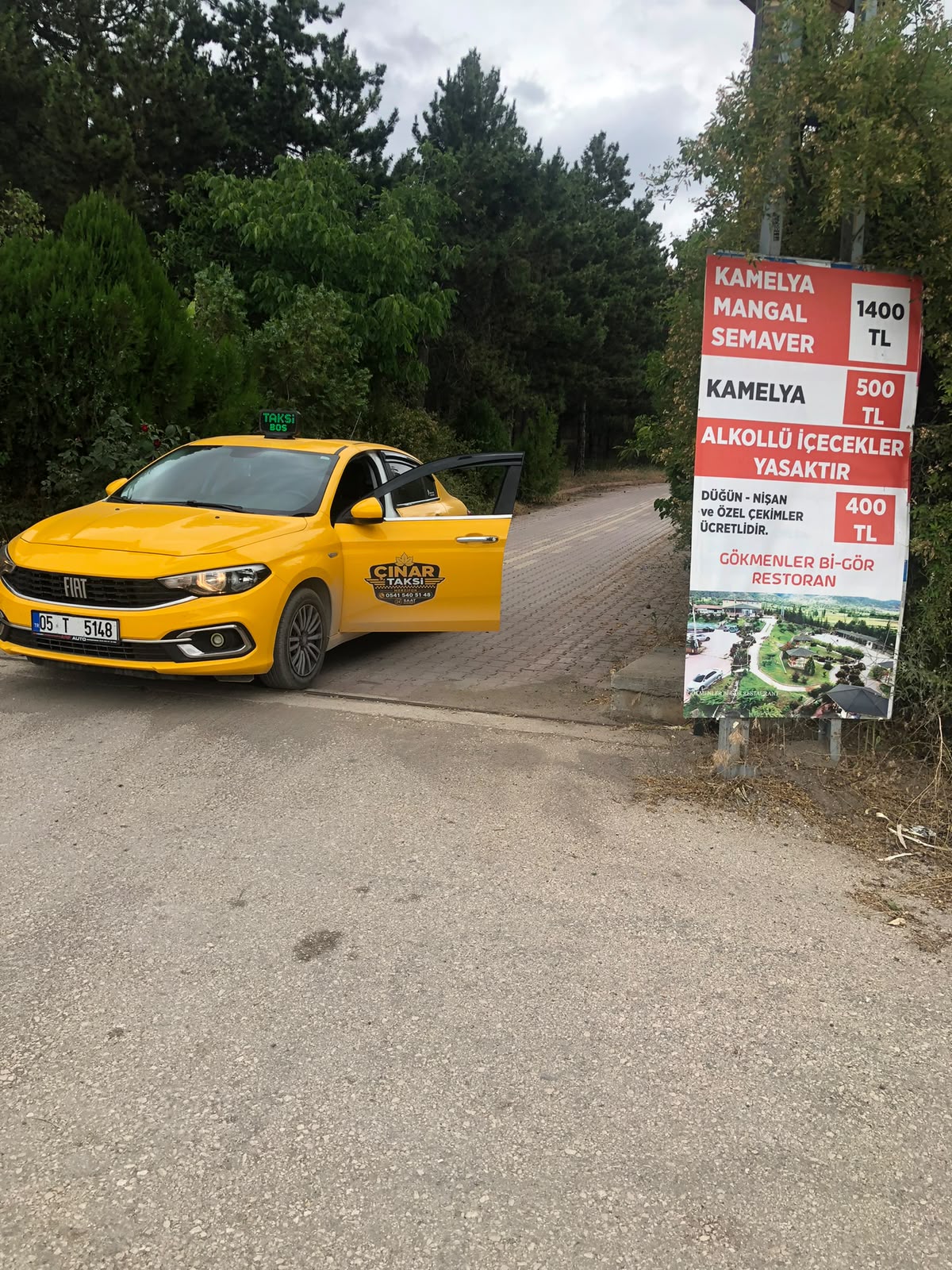 Suluova yolunda Çınar Taksi